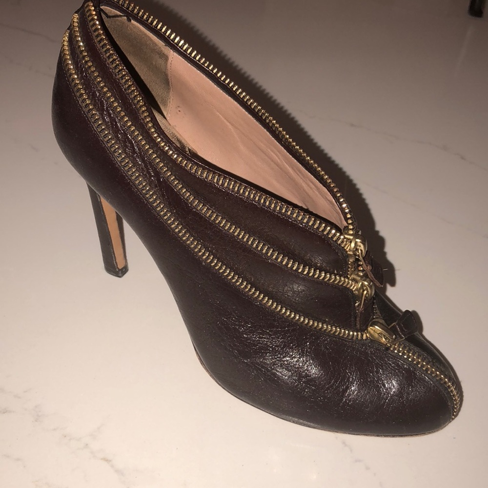 Armani Booties size 37